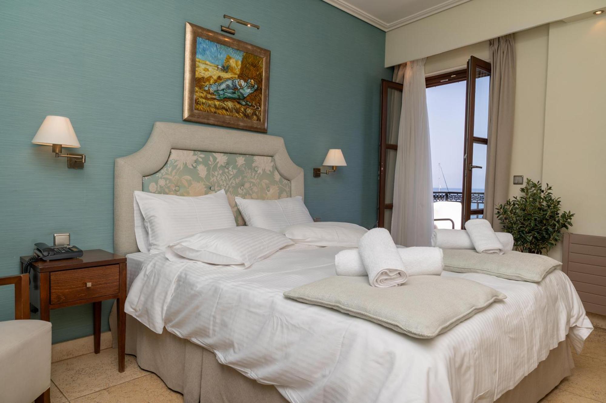 La Boheme Hotel Gythio Eksteriør billede