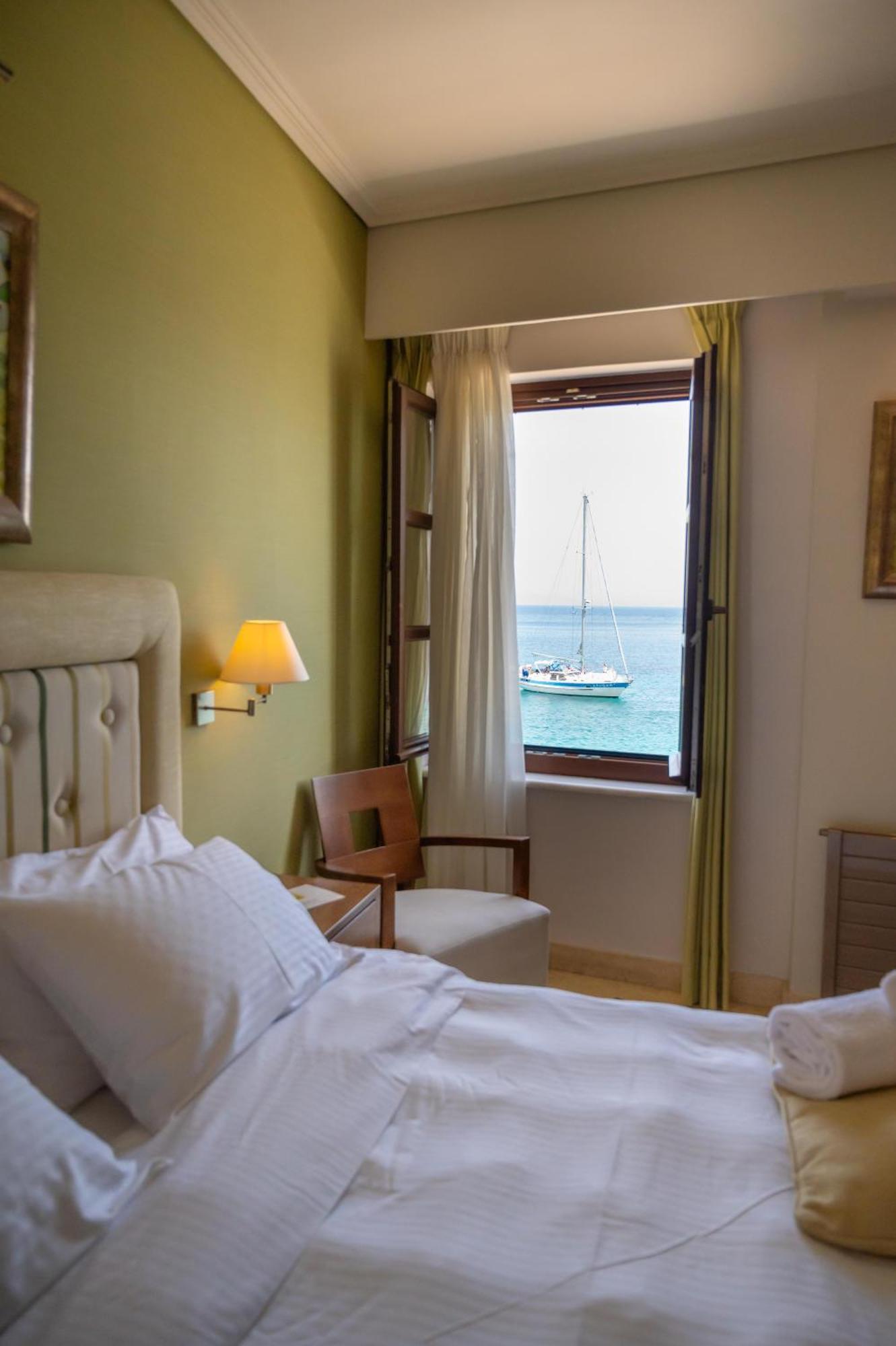 La Boheme Hotel Gythio Eksteriør billede