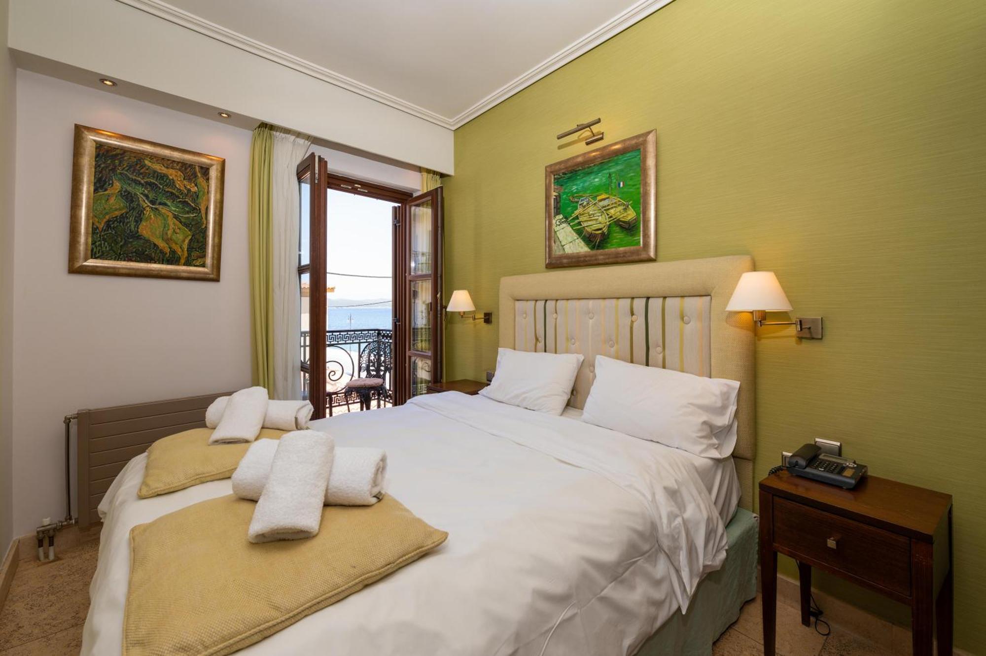 La Boheme Hotel Gythio Eksteriør billede